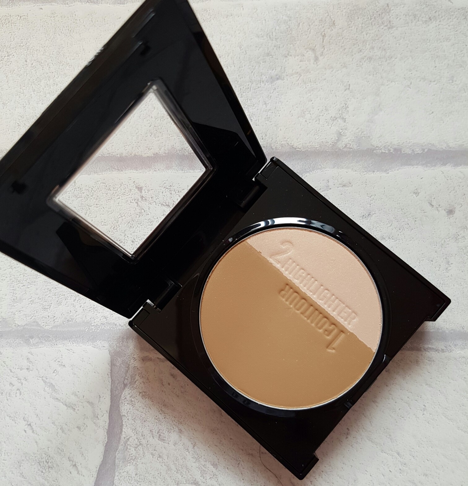 maybelline go rio master sculpt open