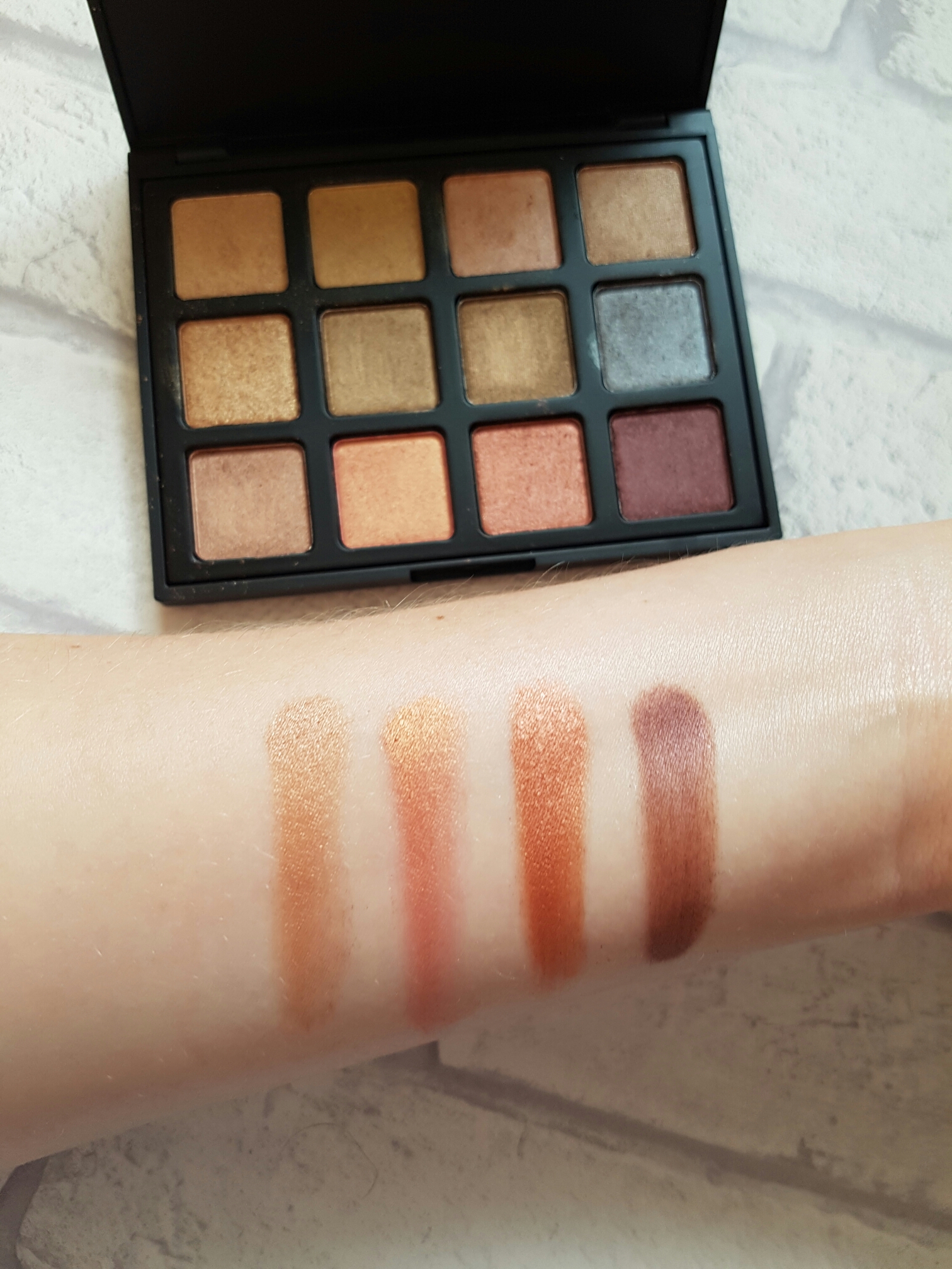 morphe 12s swatches.jpg