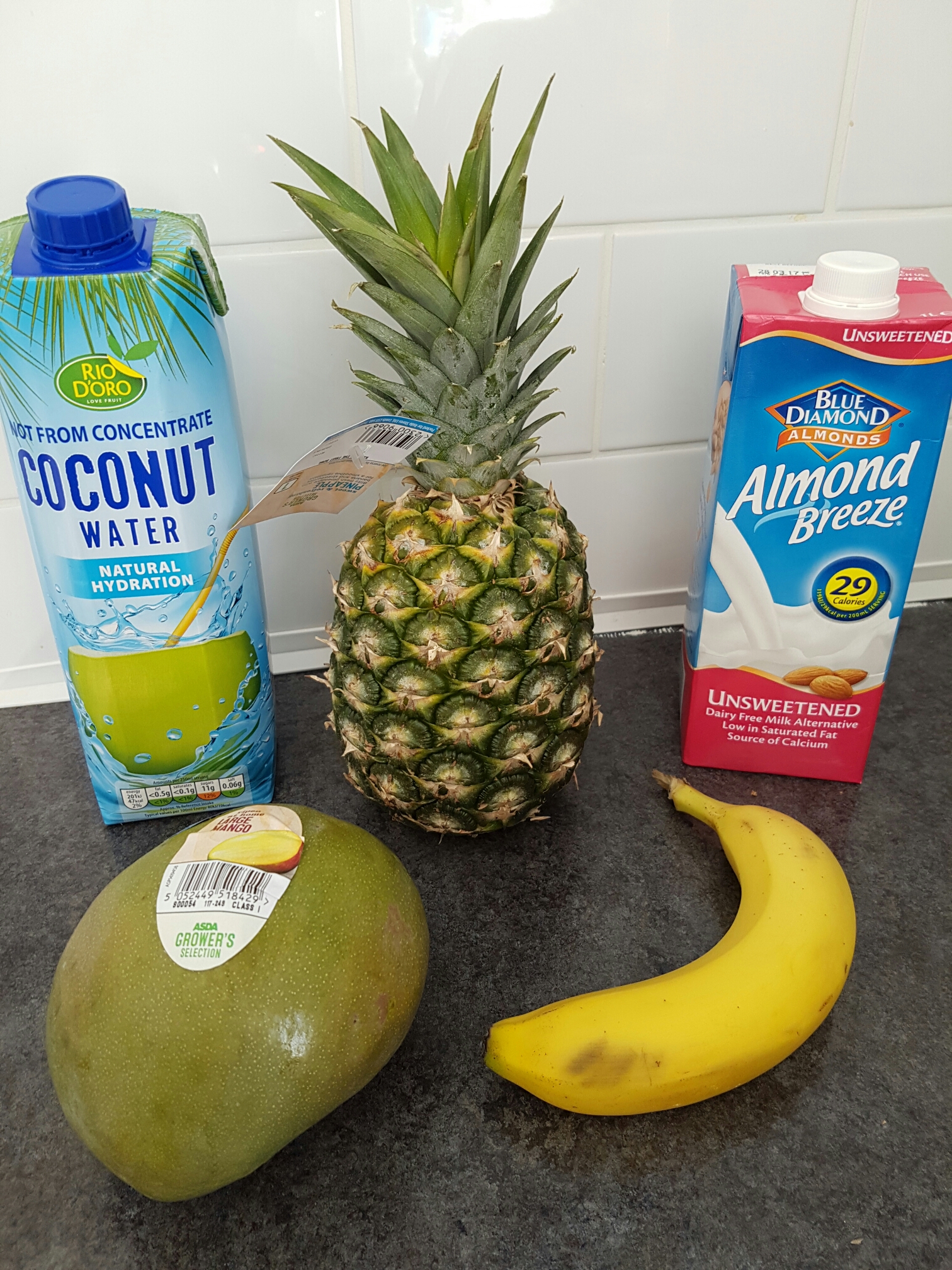 pina colada smoothie sophies beauty on a budget.jpg