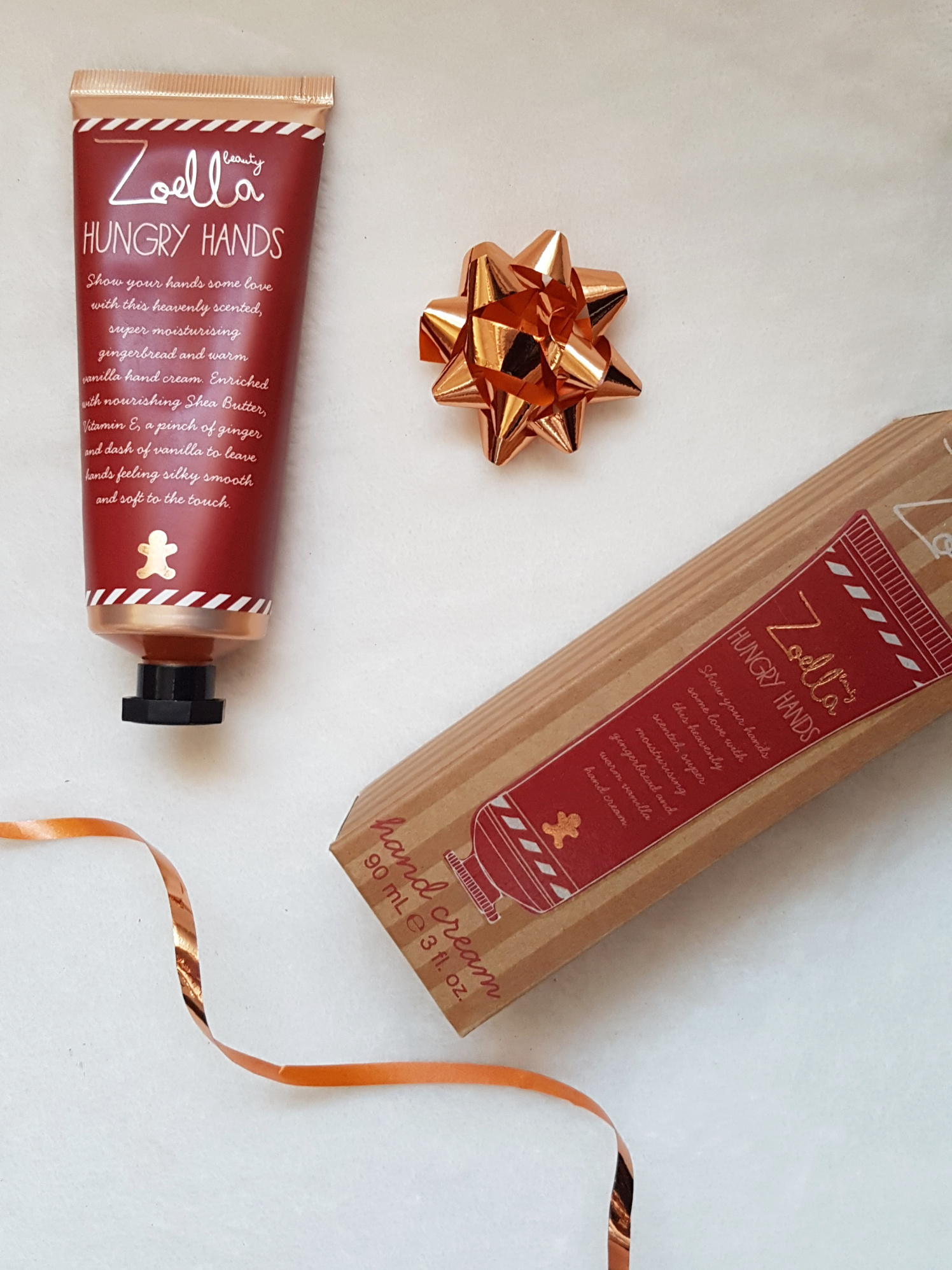 christmas gift guide zoella hungry hands.jpeg