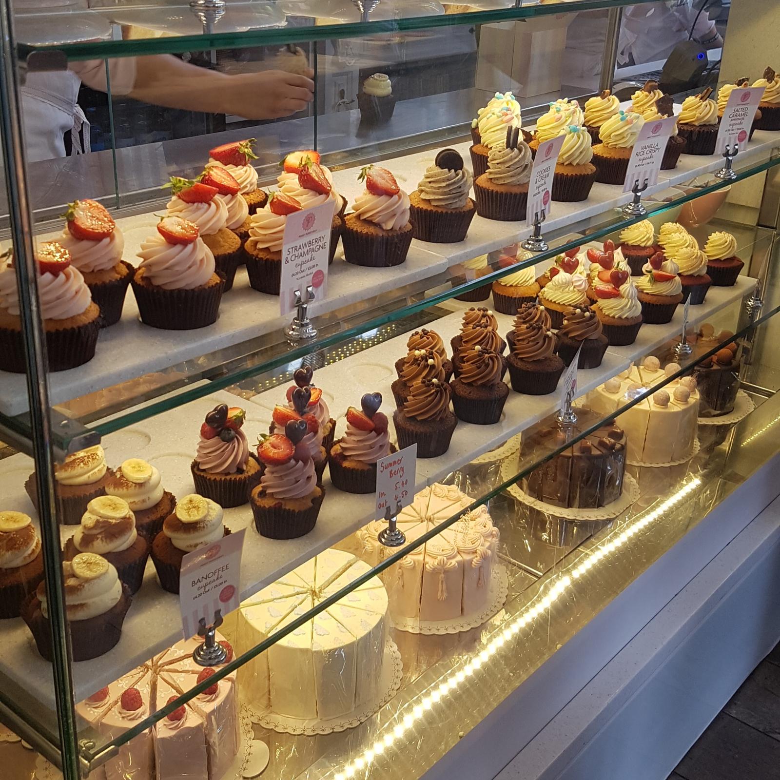 Peggy Porschen Cakes London