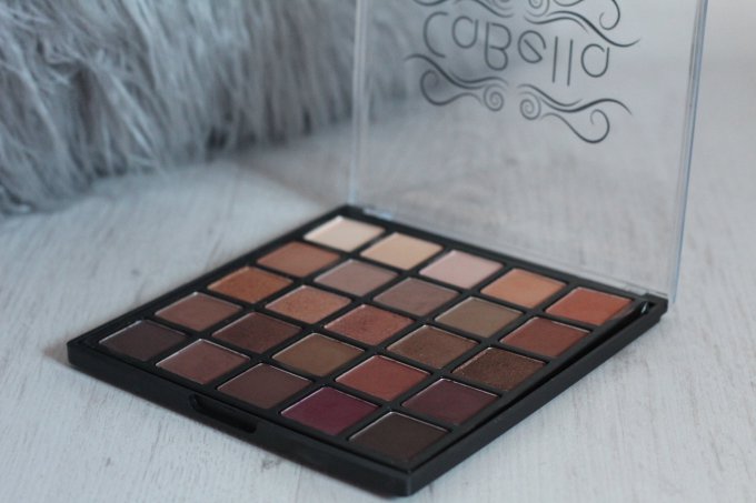 Cabella Spice Berry Eye Shadow Palette.jpg