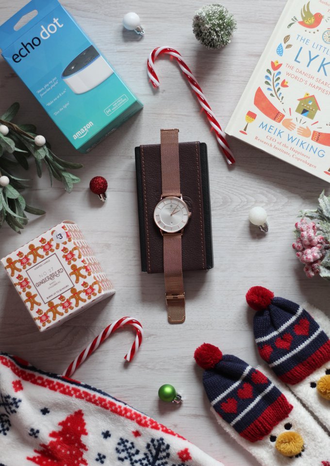 Sophie in Wonderland Lifestyle Christmas Gift Guide.jpeg