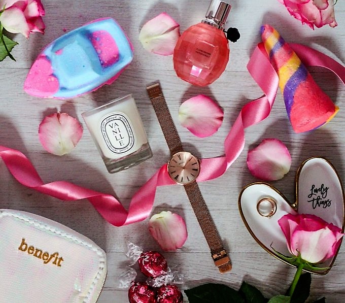 Valentines Day Gift Guide For Her (2).jpeg