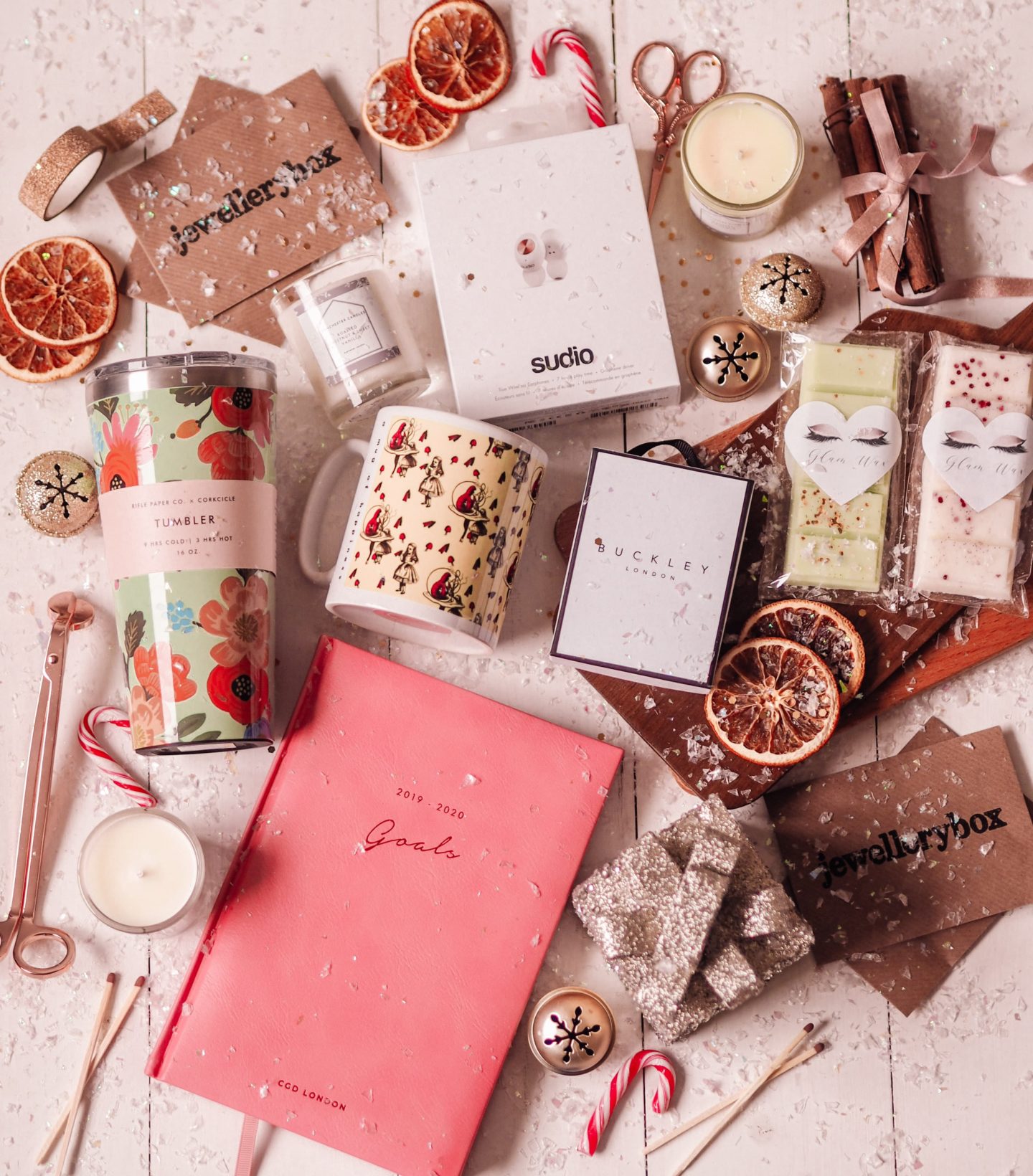 Lifestyle Christmas Gift Guide For Her 2019